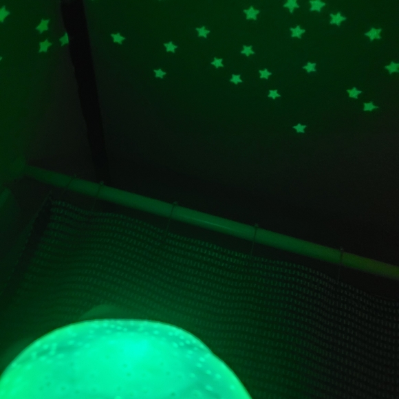 Cloud B Calming Nightlight Star Projector Blue - Picture 3 of 5